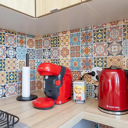 Luxus Na Dziesiatym * Гдыня