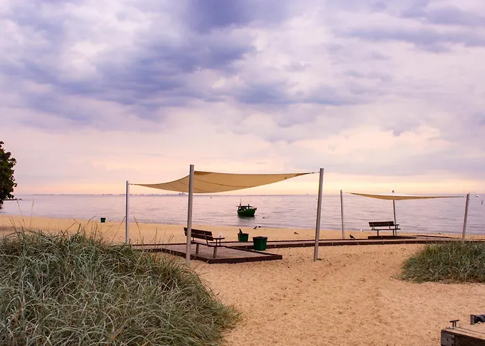 アパート Luxus Na Dziesiatym グディニャ